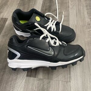 Nike womens Black and White softball cleats